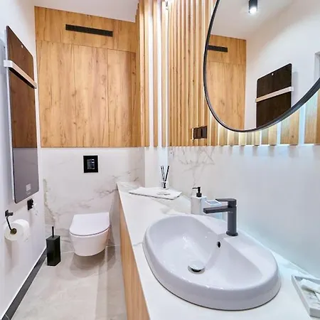 Laguna Ogrody Pieniawskie 18 Sapphire Vip Z Tarasem Polanica-Zdroj Exterior photo