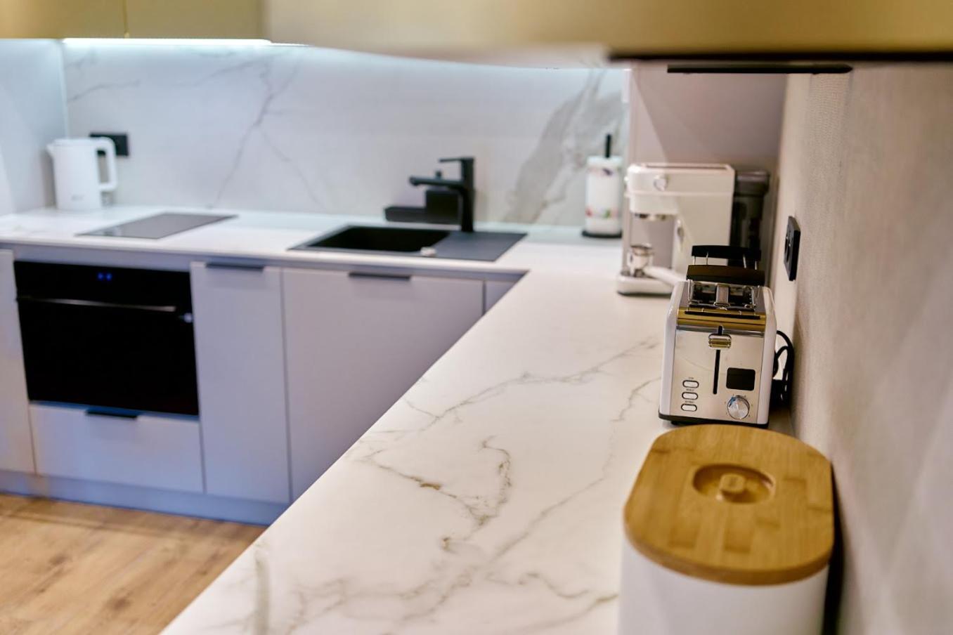 Apartment Laguna Ogrody Pieniawskie 18 Sapphire Vip Z Tarasem Polanica-Zdroj