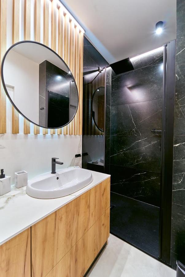 Apartment Laguna Ogrody Pieniawskie 18 Sapphire Vip Z Tarasem *
