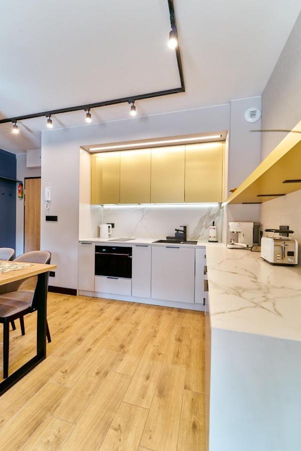 Apartment Laguna Ogrody Pieniawskie 18 Sapphire Vip Z Tarasem Polanica-Zdroj